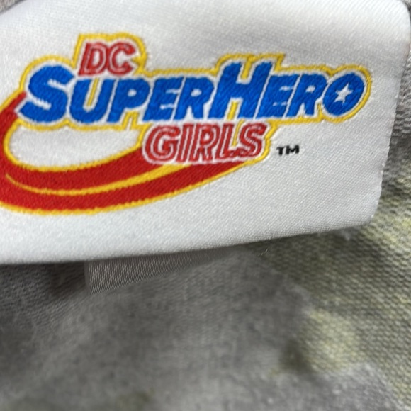 DC Superhero Girls Gray Romper Size Medium - Picture 7 of 8